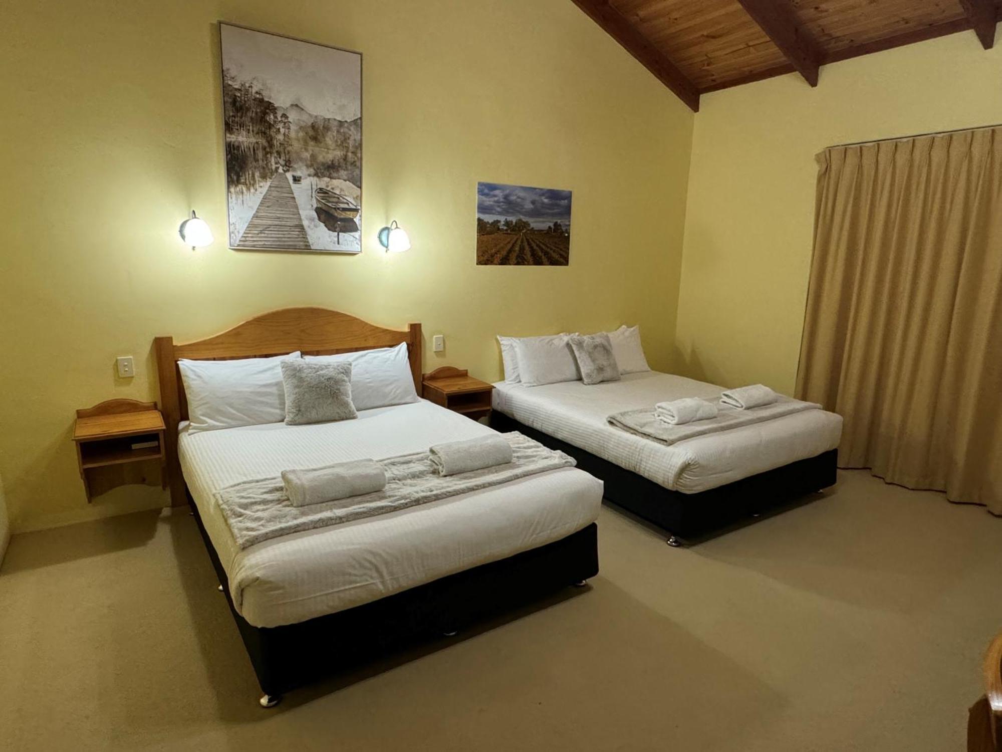 Coonawarra Place Motor Inn Ngoại thất bức ảnh