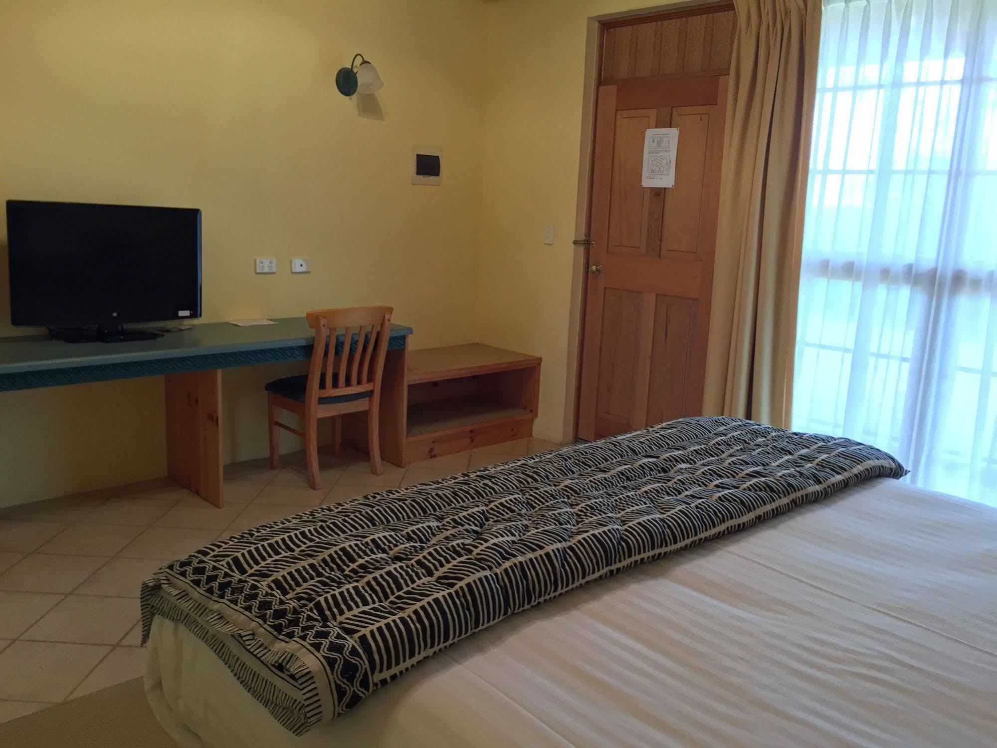 Coonawarra Place Motor Inn Ngoại thất bức ảnh